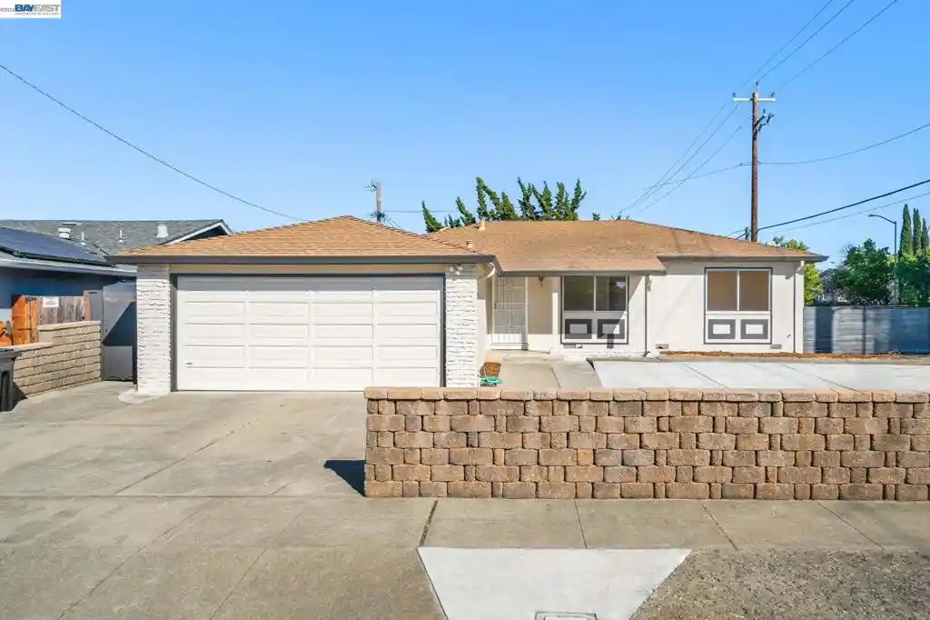 Photo 1 of Sale Pending at 5086 Brett Ct, Fremont, CA 94538 | MLS# 41142015 | Listing updated on 2026-07-24