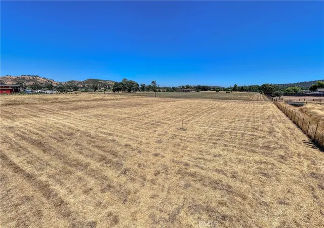 4th image of 20781 Santa Clara, Middletown, CA 95461 | MLS# LC26153420