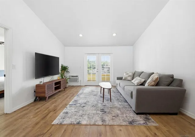 2nd image of 5055 Collwood #320, San Diego, CA 92115 | MLS# 260017551SD
