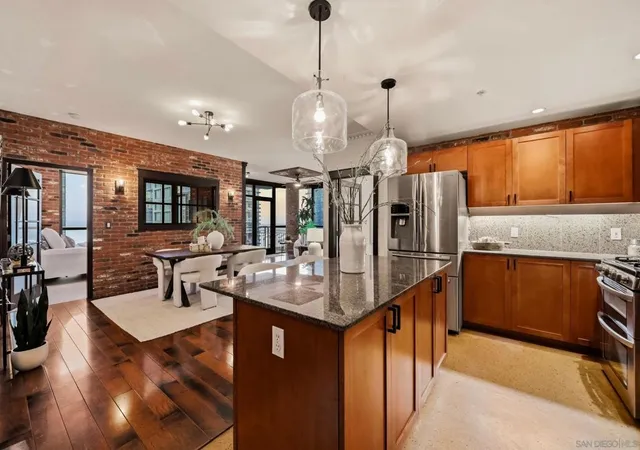 Photo 3 of Condo for sale at 1240 India St #1800, San Diego, CA 92101 | MLS# 260017554SD | Listing updated on 2026-09-21