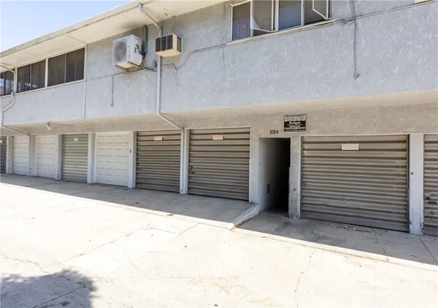 Photo 27 of Condo for sale at 1014 E Carson St #7, Long Beach, CA 90807 | MLS# PW26150914 | Listing updated on 2026-10-07