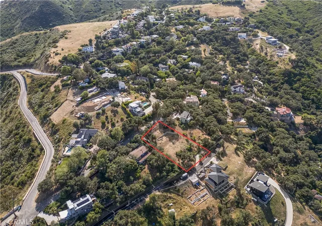 Photo 3 of Land for sale at 26137 Fairside Rd, Malibu, CA 90265 | MLS# PW26156368 | Listing updated on 2026-10-07