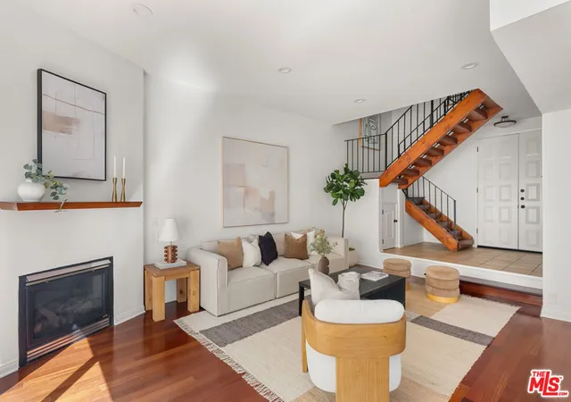 Photo 3 of Townhouse for sale at 1127 9th Street #103, Santa Monica, CA 90403 | MLS# 26858539 | Listing updated on 2026-10-06