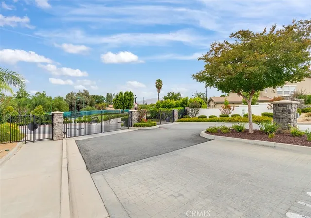 Photo 3 of Single family home for sale at 1261 Pamplona Dr, Riverside, CA 92508 | MLS# IV26146036 | Listing updated on 2026-09-21