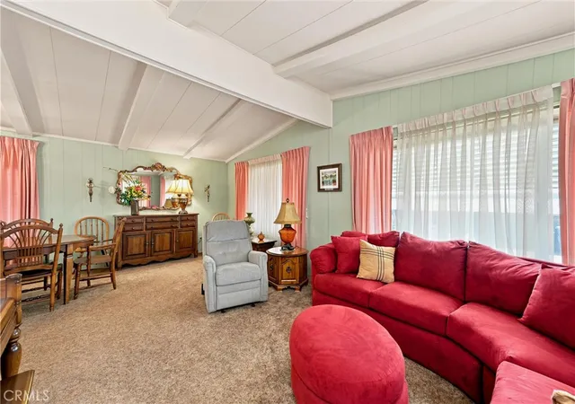 4th image of 936 Champage N #111, Calistoga, CA 94515 | MLS# LC26156400