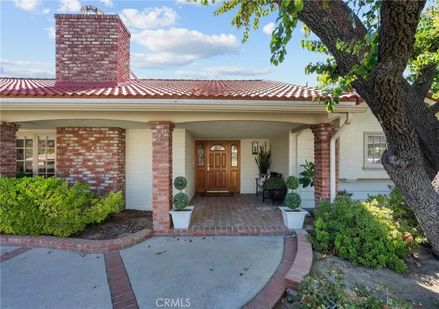 Photo 3 of Single family home for sale at 10411 Oso Ave, Chatsworth, CA 91311 | MLS# OC26155190 | Listing updated on 2026-09-22