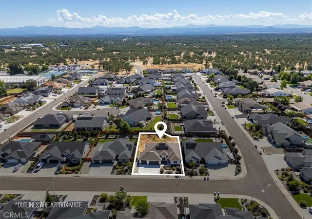 Photo 3 of Single family home for sale at 3677 Nadal Dr, Redding, CA 96002 | MLS# SN26156060 | Listing updated on 2026-09-29