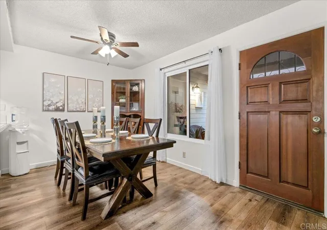 Listing Photo 4 - Condo for sale in building located at 1941 Wellington Ln, Vista, CA 92081 - Unit #1