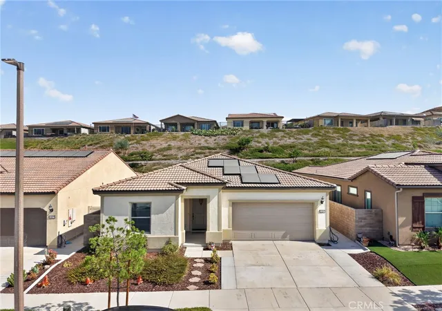 Photo 1 of Sale Pending at 11890 Sagecrest Ct, Corona, CA 92883 | MLS# SW26156336 | Listing updated on 2026-10-29