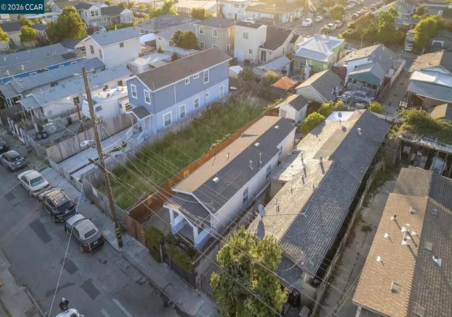 27th image of 1031 70th Ave, Oakland, CA 94621 | MLS# 41142064