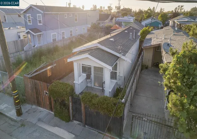 4th image of 1031 70Th Ave, Oakland, CA 94621 | MLS# 41142064
