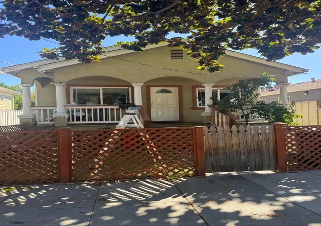 1st image of 220 N 17th St, San Jose, CA 95112 | MLS# ML82054659
