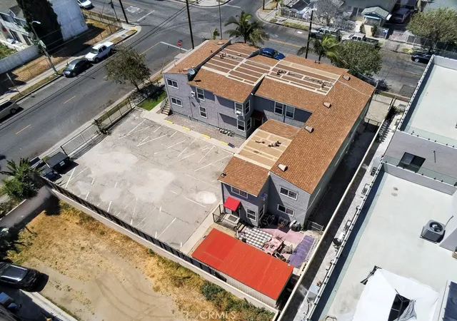 3rd image of 1134 W 39Th, Los Angeles, CA 90037 | MLS# SR26138305