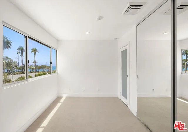 Homes for sale in Santa Monica, CA | 101 California Avenue, Santa Monica, CA 90403 | Houzeo