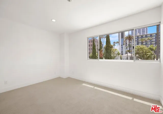 Homes for sale in Santa Monica, CA | 101 California Ave #206, Santa Monica, CA 90403 | MLS# 26859161