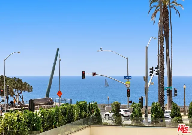 Homes for sale in Santa Monica, CA | 101 California Ave #206, Santa Monica, CA 90403 | MLS# 26859161
