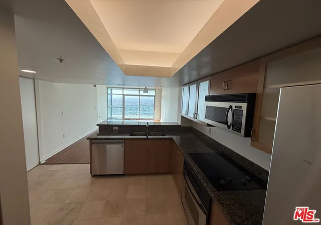 Photo 3 of Condo for sale at 13700 Marina Pointe Dr #1219, Marina Del Rey, CA 90292 | MLS# 26861495 | Listing updated on 2026-09-15