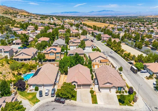 Photo 1 of Single family home for sale at 39939 Borica Ct, Palmdale, CA 93551 | MLS# SR26155581 | Listing updated on 2026-10-04