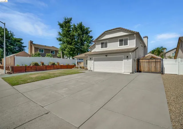 3rd image of 4151 Blossom Ct, Oakley, CA 94561 | MLS# 41142080