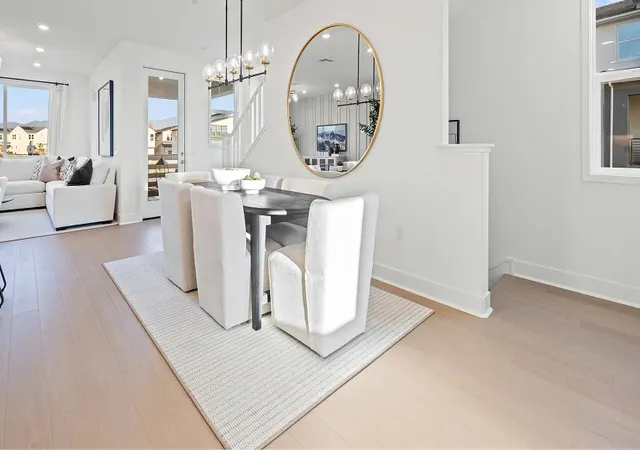 Listing Photo 5 - Condo for sale in building located at 701 Sonia, Irvine, CA 92618