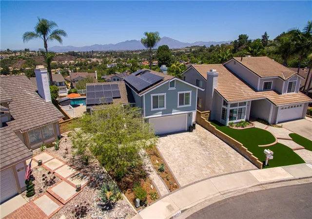 Photo 3 of Sale Pending at 26151 Buscador, Mission Viejo, CA 92692 | MLS# OC26149557 | Listing updated on 2026-09-12