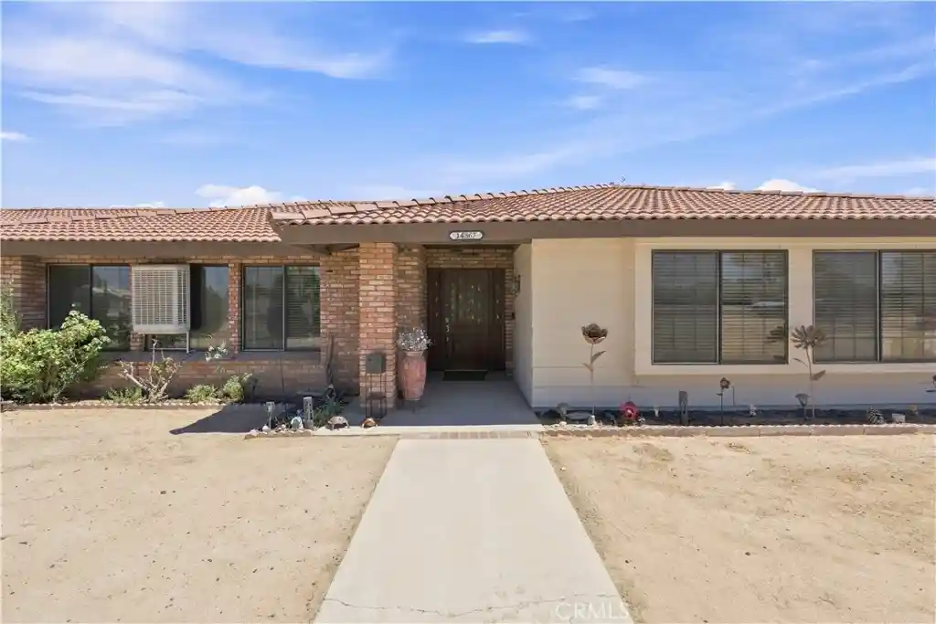 Photo 1 of Sale Pending at 14367 Flathead, Apple Valley, CA 92307 | MLS# HD26156706 | Listing updated on 2026-10-21