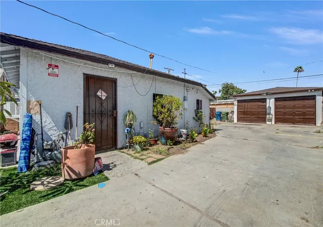 Photo 3 of Multi family home for sale at 9620 Felton, Inglewood, CA 90301 | MLS# OC26156522 | Listing updated on 2026-09-15