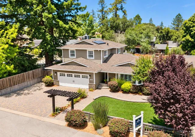 Photo 3 of Single family home for sale at 240 Bobs Ln, Scotts Valley, CA 95066 | MLS# ML82052330 | Listing updated on 2026-10-12