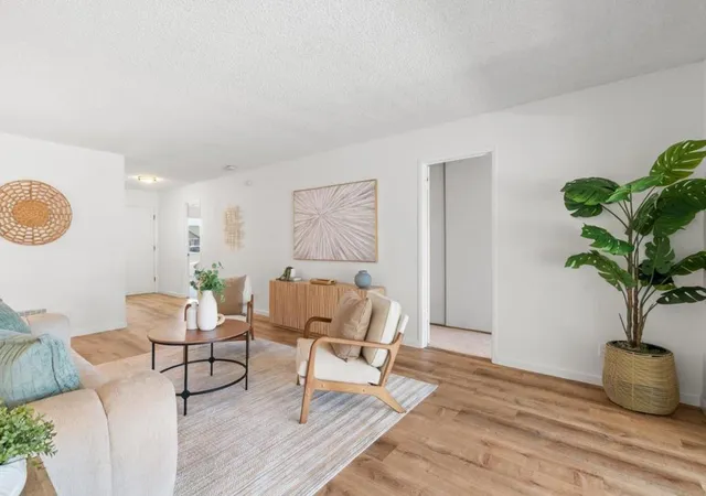 Photo 4 of Single family home for sale at 829 Almond Dr, Watsonville, CA 95076 | MLS# ML82054705 | Listing updated on 2026-09-18
