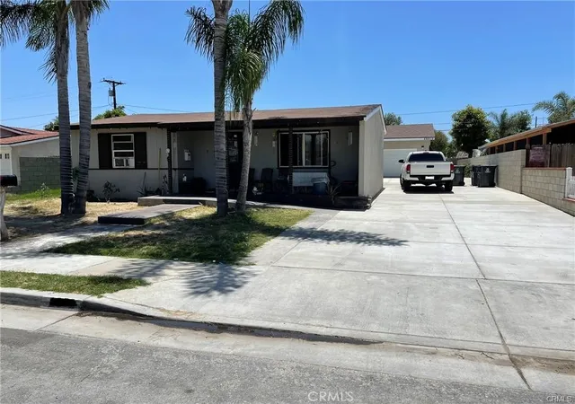 Photo 1 of Single family home for sale at 2302 W La Verne Ave, Santa Ana, CA 92704 | MLS# PW26156924 | Listing updated on 2026-10-11