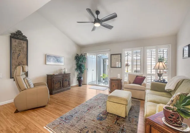 Listing Photo 4 - Condo for sale in building located at 3755 Vis Campana N, Oceanside, CA 92057 - Unit #6