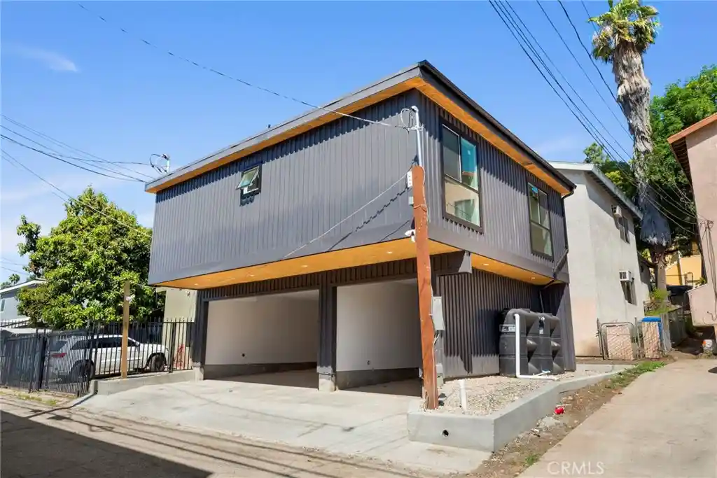 Listing Photo 1 - Condo for sale in 5150 Ithaca located at 5150 Ithaca, Los Angeles, CA 90032 - Unit 5150 Ithaca