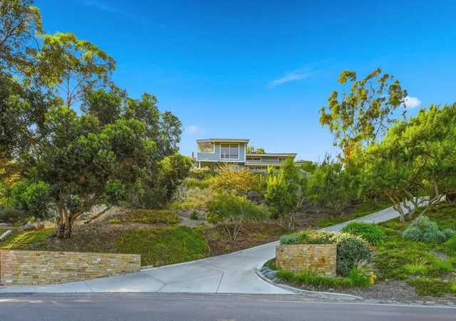 Photo 2 of Single family home for sale at 4165 Manchester Ave, Encinitas, CA 92024 | MLS# 260017655SD | Listing updated on 2026-09-23