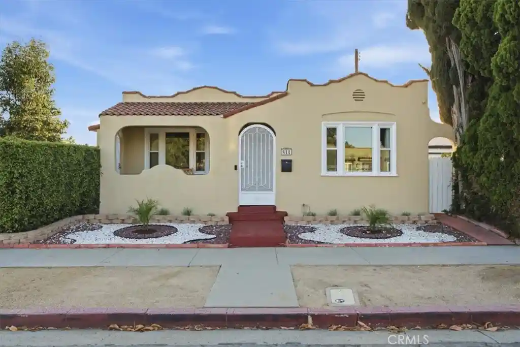 Single family home for sale at 811 Fischer St, Glendale, CA 91205 | MLS# GD26156899