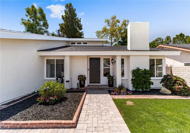 Photo 3 of Single family home for sale at 254 Las Riendas, Fullerton, CA 92835 | MLS# SW26157055 | Listing updated on 2026-09-23