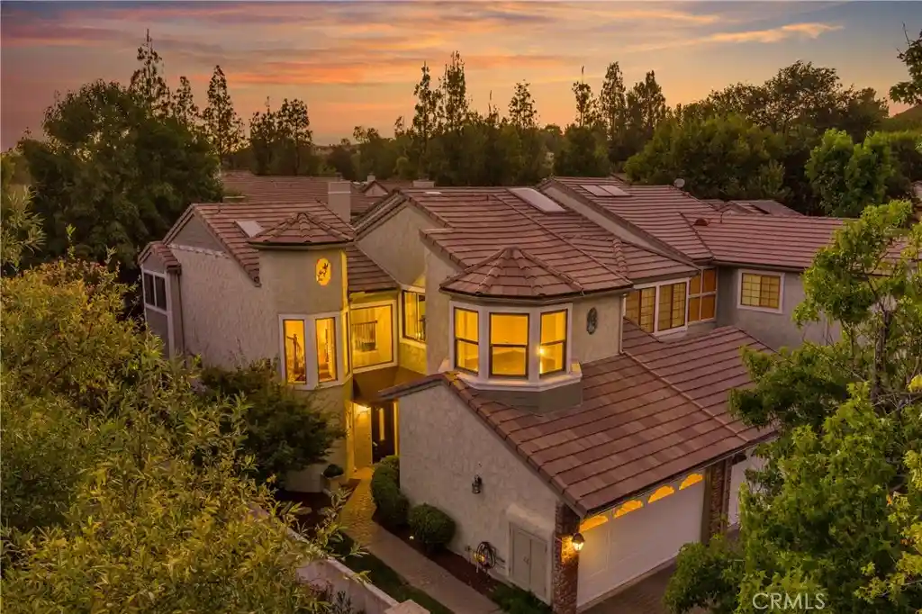 Townhouse for sale at 29624 Windsong, Agoura Hills, CA 91301 | MLS# SR26153733