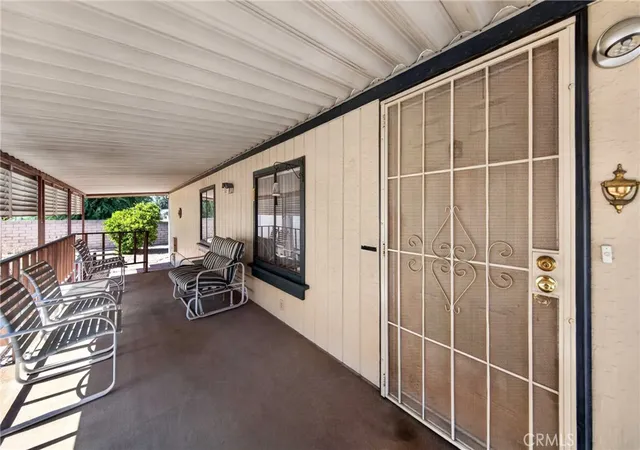 Photo 3 of Manufactured home for sale at 1300 W Menlo Ave #188, Hemet, CA 92543 | MLS# SW26156712 | Listing updated on 2026-09-18