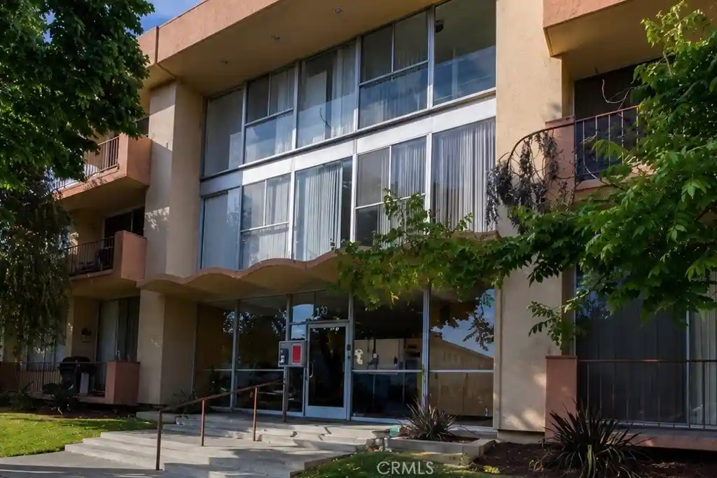 Condo for sale at 855 Victor Ave #217, Inglewood, CA 90302 | MLS# SB26156797