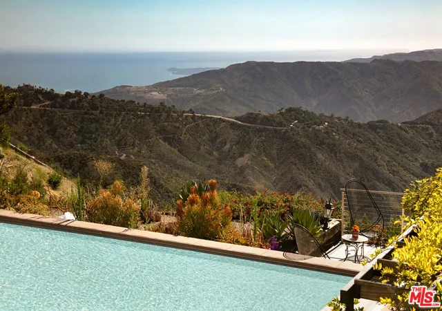 Photo 1 of Single family home for sale at 231 Loma Metisse Rd, Malibu, CA 90265 | MLS# 26860837 | Listing updated on 2026-09-21
