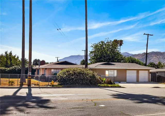 Photo 3 of Single family home for sale at 2174 W Lincoln, Banning, CA 92220 | MLS# IG26156881 | Listing updated on 2026-10-10
