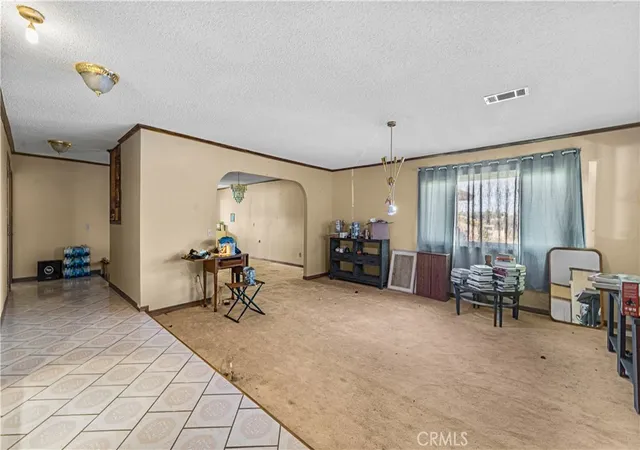 Photo 4 of Single family home for sale at 19381 Kinai, Apple Valley, CA 92307 | MLS# CV26157317 | Listing updated on 2026-10-27