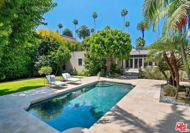 Photo 1 of Single family home for sale at 524 N Canon Dr, Beverly Hills, CA 90210 | MLS# 26861435 | Listing updated on 2026-09-09