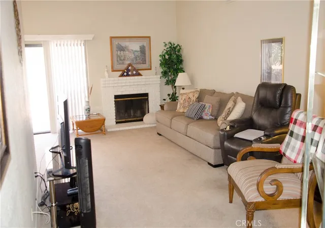 4th image of 25408 Pistache Ct, Murrieta, CA 92563 | MLS# SW26157483