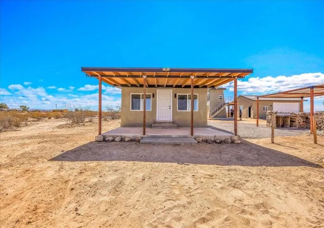 Photo 2 of Single family home for sale at 69589 Presswood Rd, Twentynine Palms, CA 92277 | MLS# 219150483DA | Listing updated on 2026-09-17