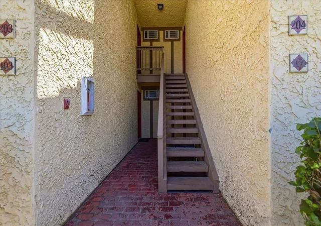 Listing Photo 5 - Condo for sale in building located at 2910 Alta Vw Dr, San Diego, CA 92139 - Unit #203