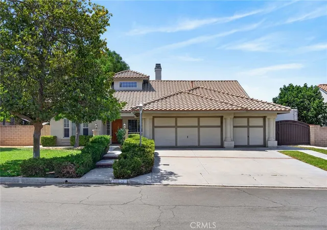 4th image of 11321 Breithorn Ct, Riverside, CA 92503 | MLS# IV26157502