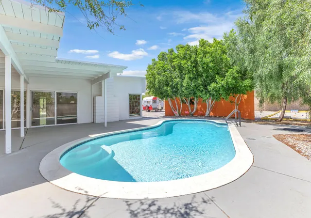 Photo 3 of Single family home for sale at 2410 N Starr Rd, Palm Springs, CA 92262 | MLS# 219150490DA | Listing updated on 2026-10-06