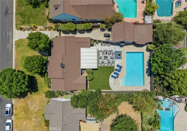 Photo 2 of Single family home for sale at 6951 Chisholm, Van Nuys, CA 91406 | MLS# OC26157565 | Listing updated on 2026-10-06