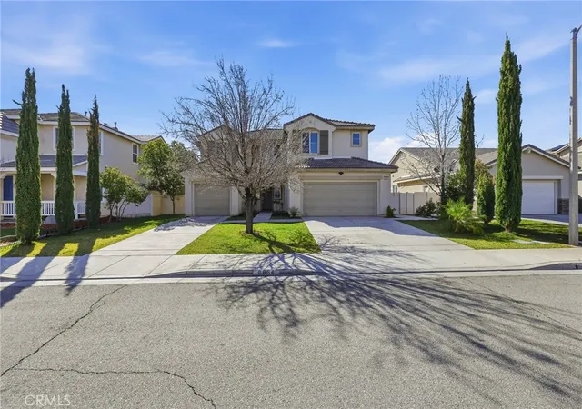 Photo 3 of Single family home for sale at 6864 Buchet Dr, Palmdale, CA 93552 | MLS# SR26157631 | Listing updated on 2026-09-27