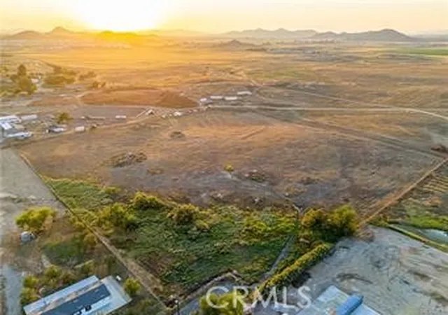 Land for sale at 1 Patita Ln, Winchester, CA 92596 | MLS# IV26157645